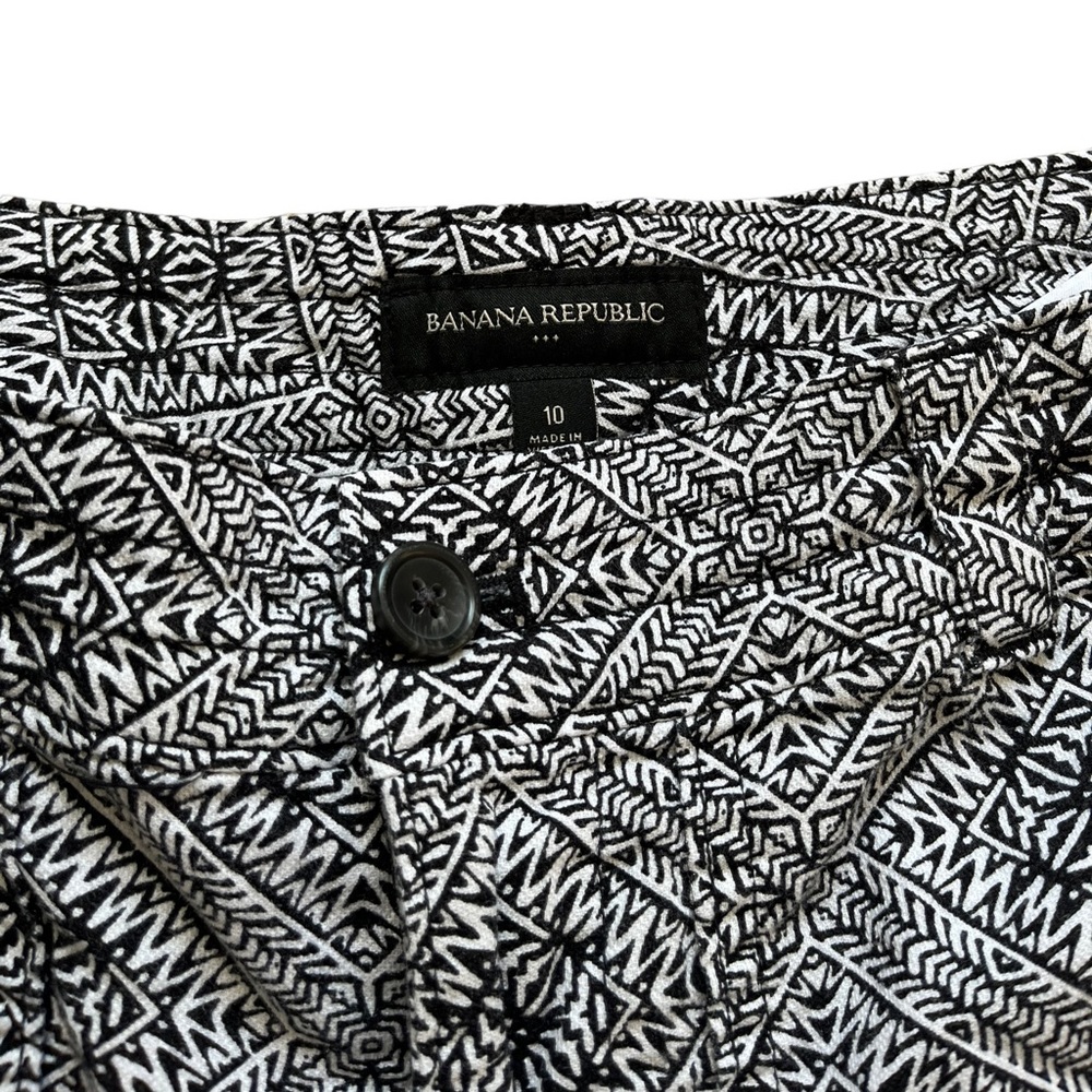 Banana Republic Boho Black & White Aztec Shorts | Women’s 10 - Picture 3 of 7